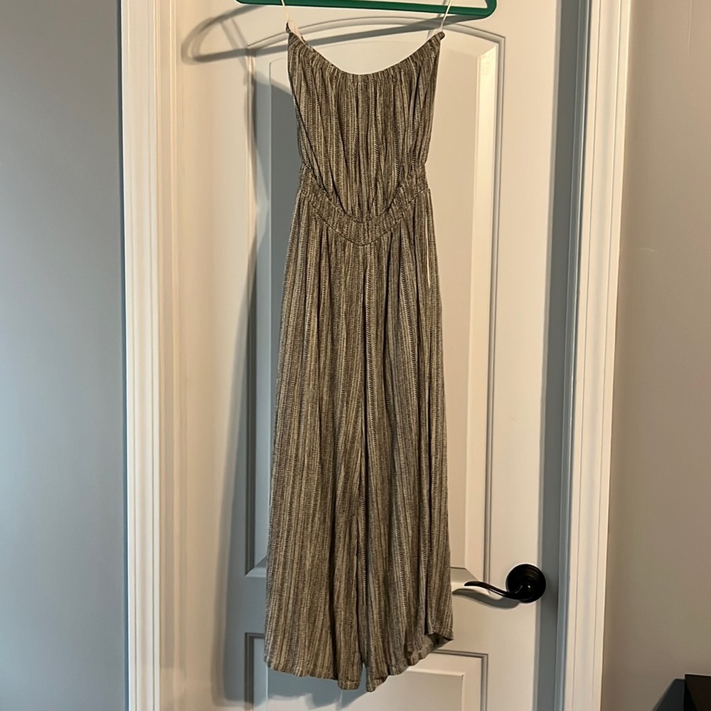 Strapless capri length jumpsuit